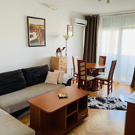 Riverhome Apartment-Feel Like Home Skopje Exterior photo